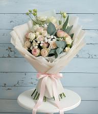 Букет цветов из:  Розы и Лизиантусы в Спасское Нижегородская область