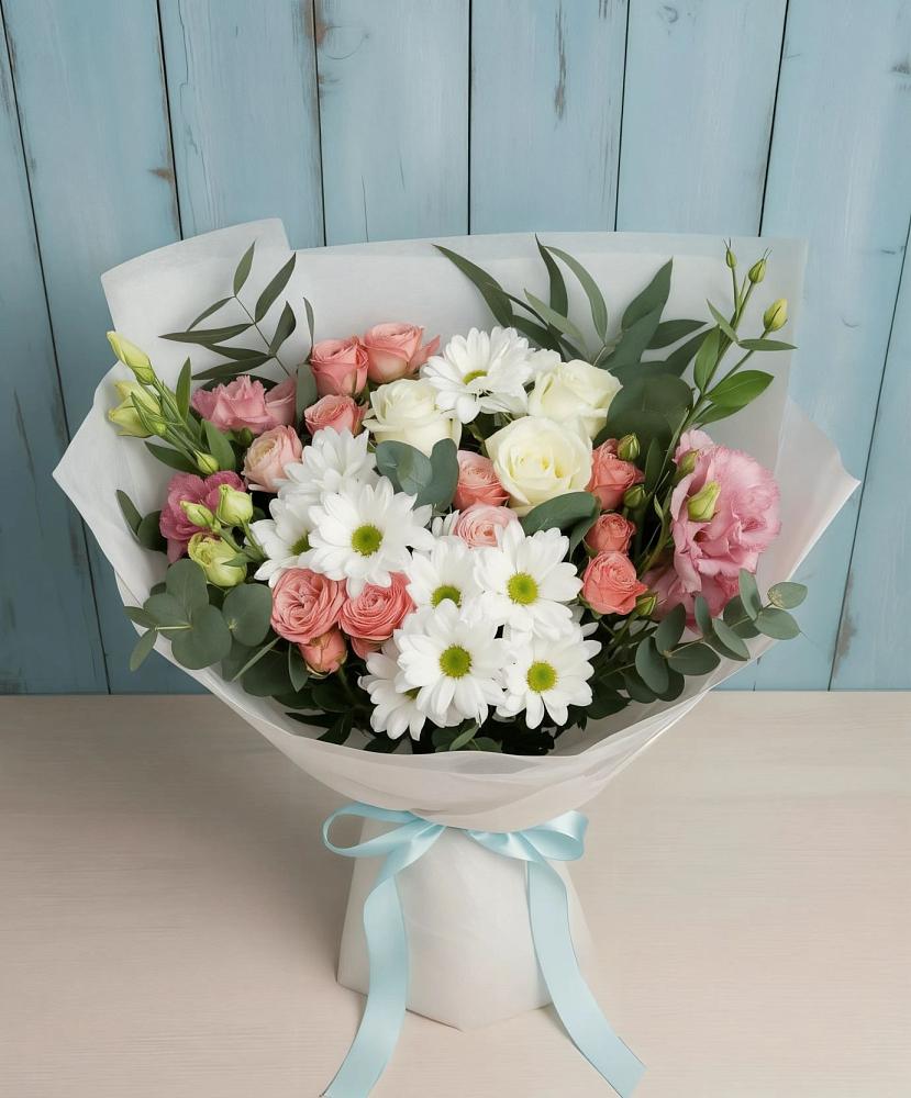 Букет цветов из: Розы, Лизиантусы и Хризантемы в Спасское Нижегородская область