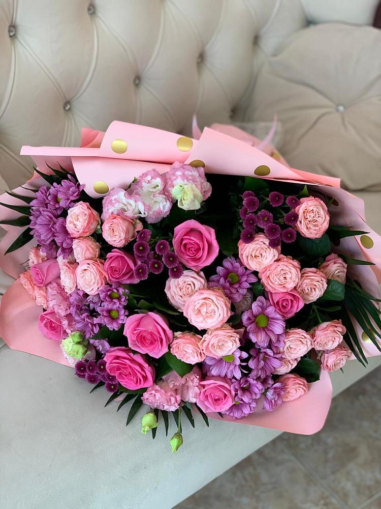 Букет цветов из: Хризантемы, Розы и Лизиантусы в Спасское Нижегородская область