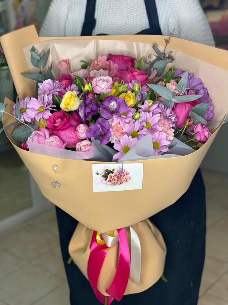 Букет цветов из: Хризантемы, Гвоздики и Альстромерии в Спасское Нижегородская область