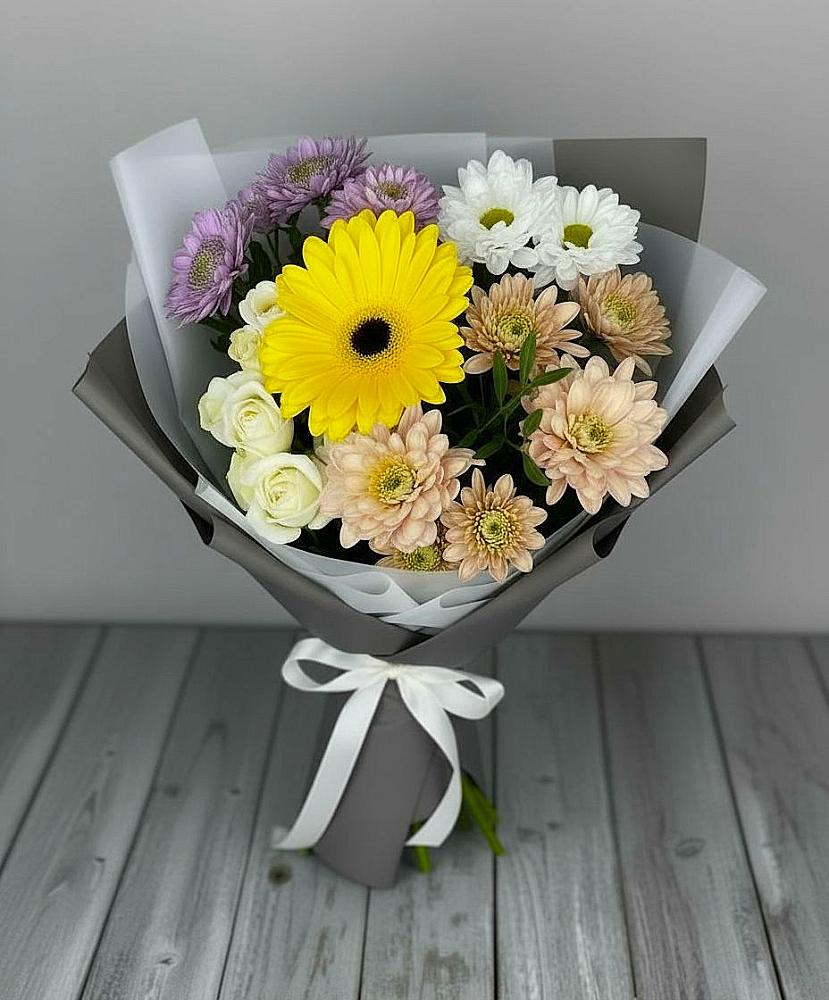 Букет цветов из: Розы, Герберы и Хризантемы в Спасское Нижегородская область