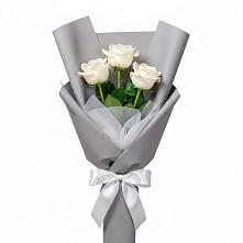 Букет 3 белые розы в Спасское Нижегородская область
