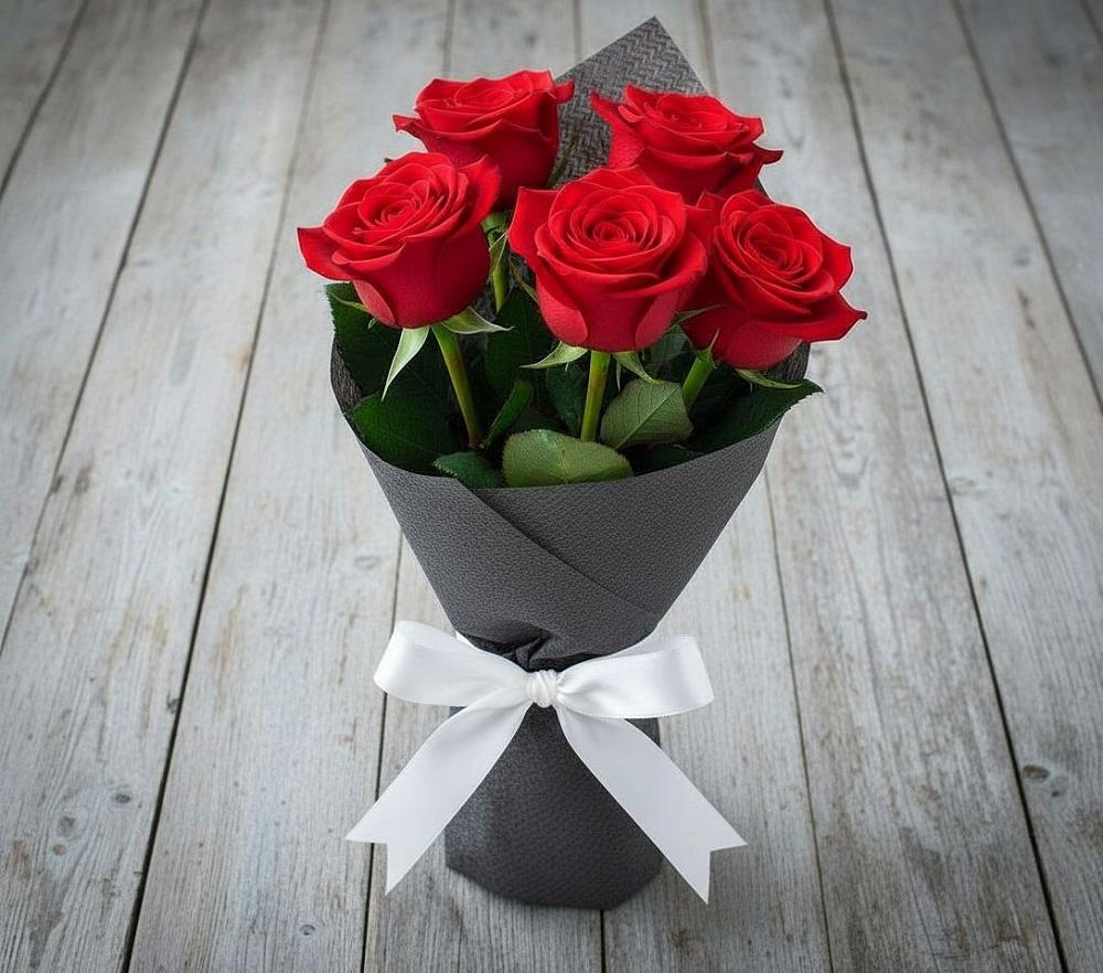 Букет 5 Красных роз Эдлесс Лав в Спасское Нижегородская область