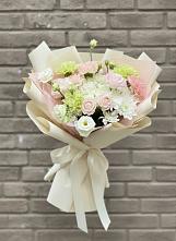 Букет цветов из:  Гвоздики, Розы, Лизиантусы и Хризантемы в Спасское Нижегородская область