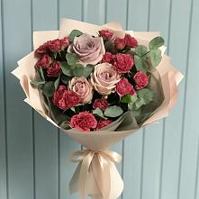 Букет цветов из:  Гвоздики и Розы в Спасское Нижегородская область