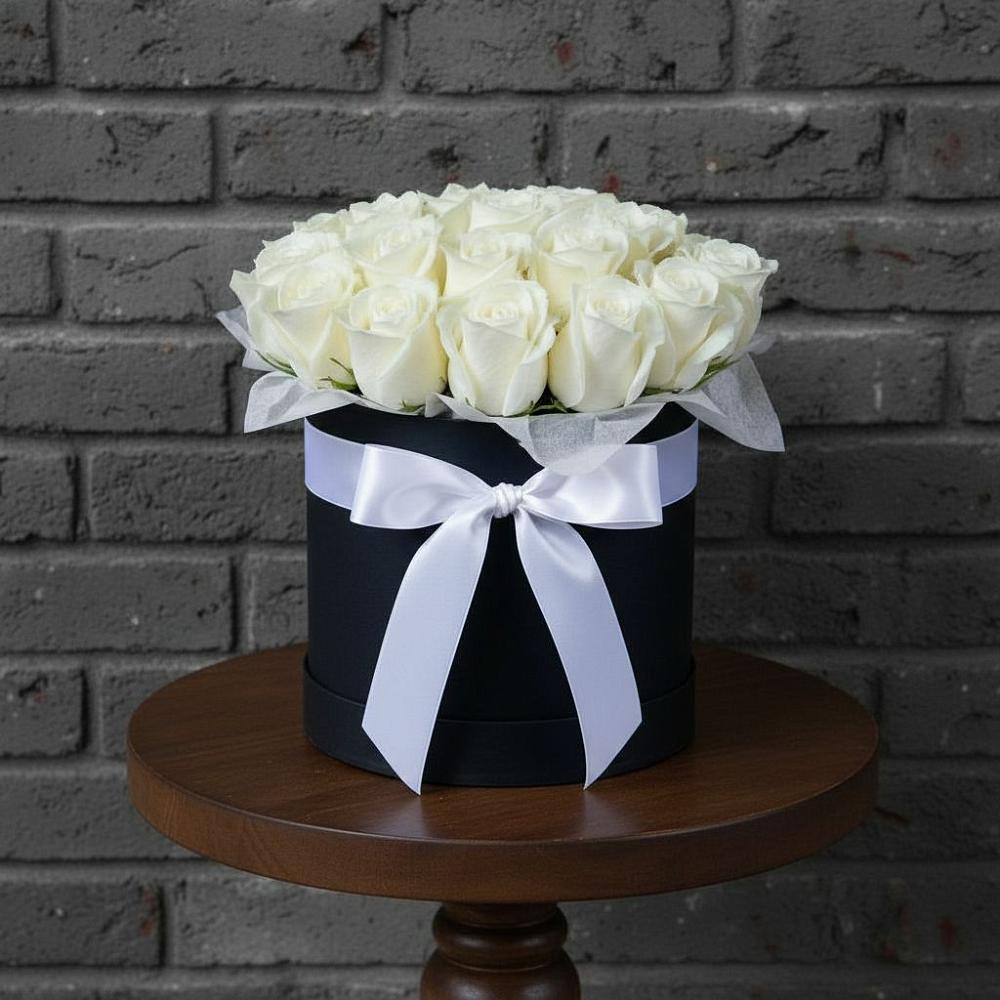 Цветочная композиция из Розы в шляпной коробке в Спасское Нижегородская область